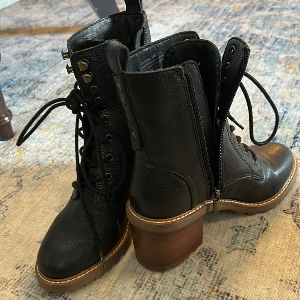 Crown Vintage 7M Leather Ankle Boots